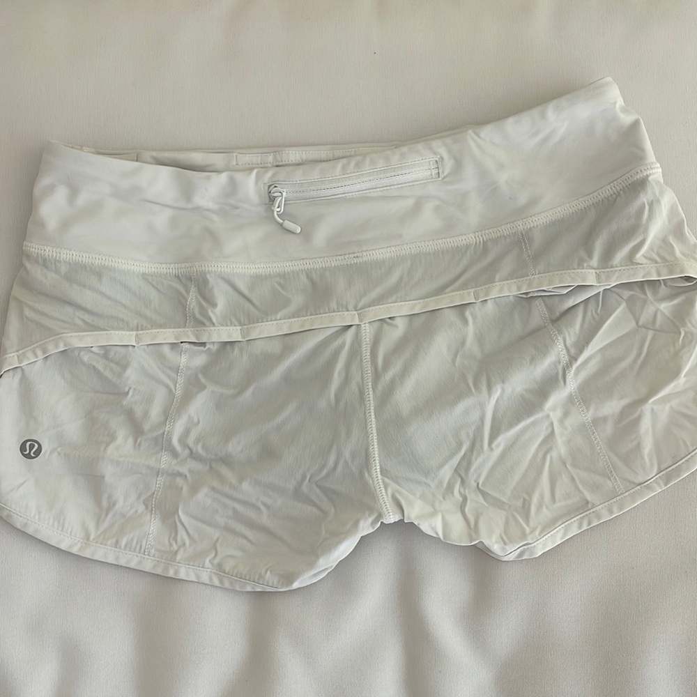 Lululemon speed up low rise short